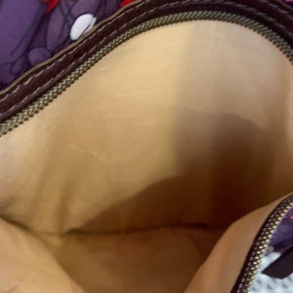 Beautiful Sakroots Crossbody Bag in EUC. - Picture 8 of 8